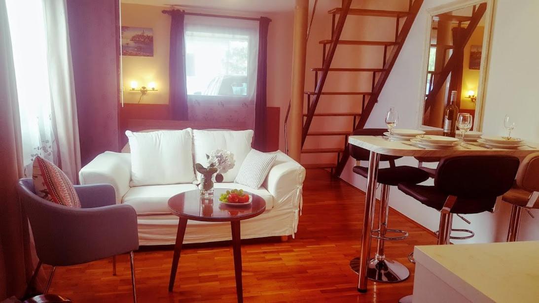 Ferienwohnung Studio Apartman Meli Poreč Exterior foto
